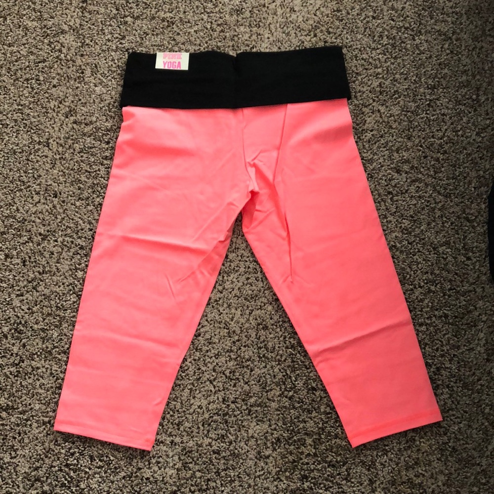 Victoria secret PINK cropped coral pink leggings